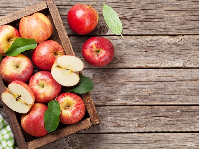 Manfaat Makan Buah Apel untuk Atasi Sembelit - Info Sehat Klikdokter.com