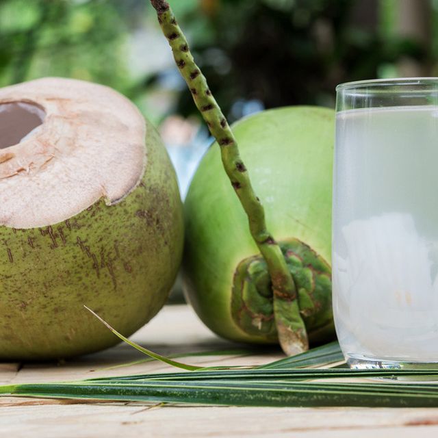 Air kelapa muda dapat menyembuhkan penyakit apa saja