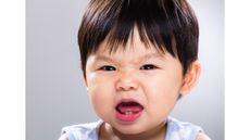 Awas, Gigi Anak Rusak Karena Terlalu Lama Menyusu