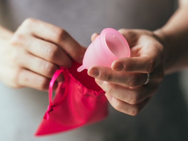 Bahaya Menstrual Cup Yang Harus Diwaspadai Wanita