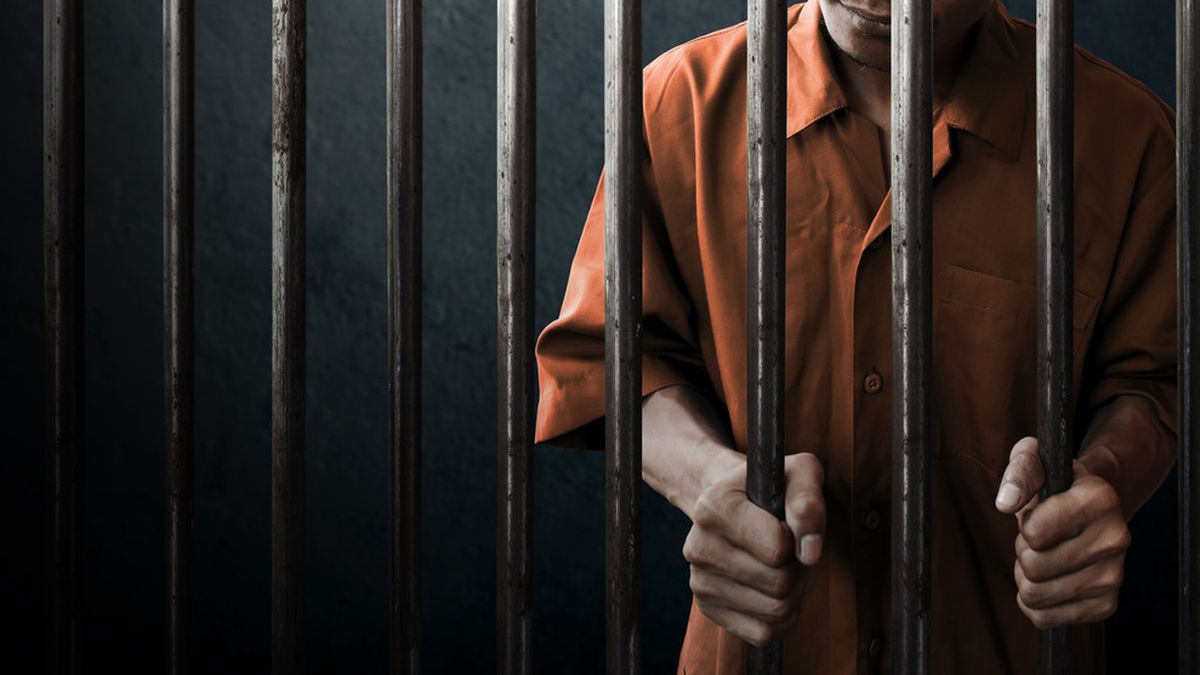 Risiko Kesehatan yang Rentan Dialami Tahanan dalam Penjara - Info Sehat  Klikdokter.com