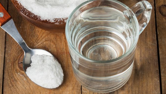 Air tenggorokan kumur radang manfaat untuk garam 8 Manfaat