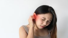 Penyebab Telinga Terasa Panas dan Cara Mengatasinya